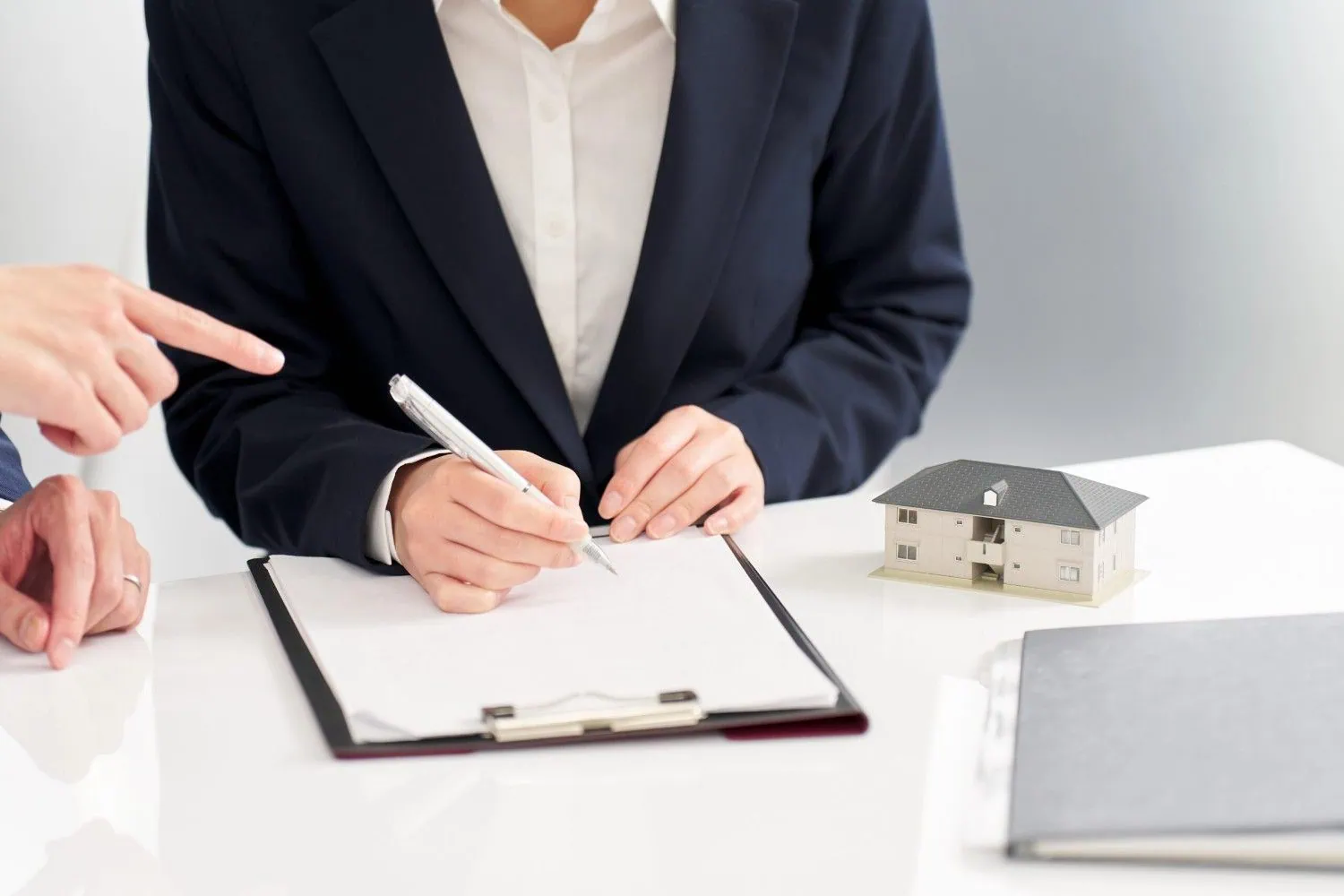 Tips for Finding Your New Condo Management Company